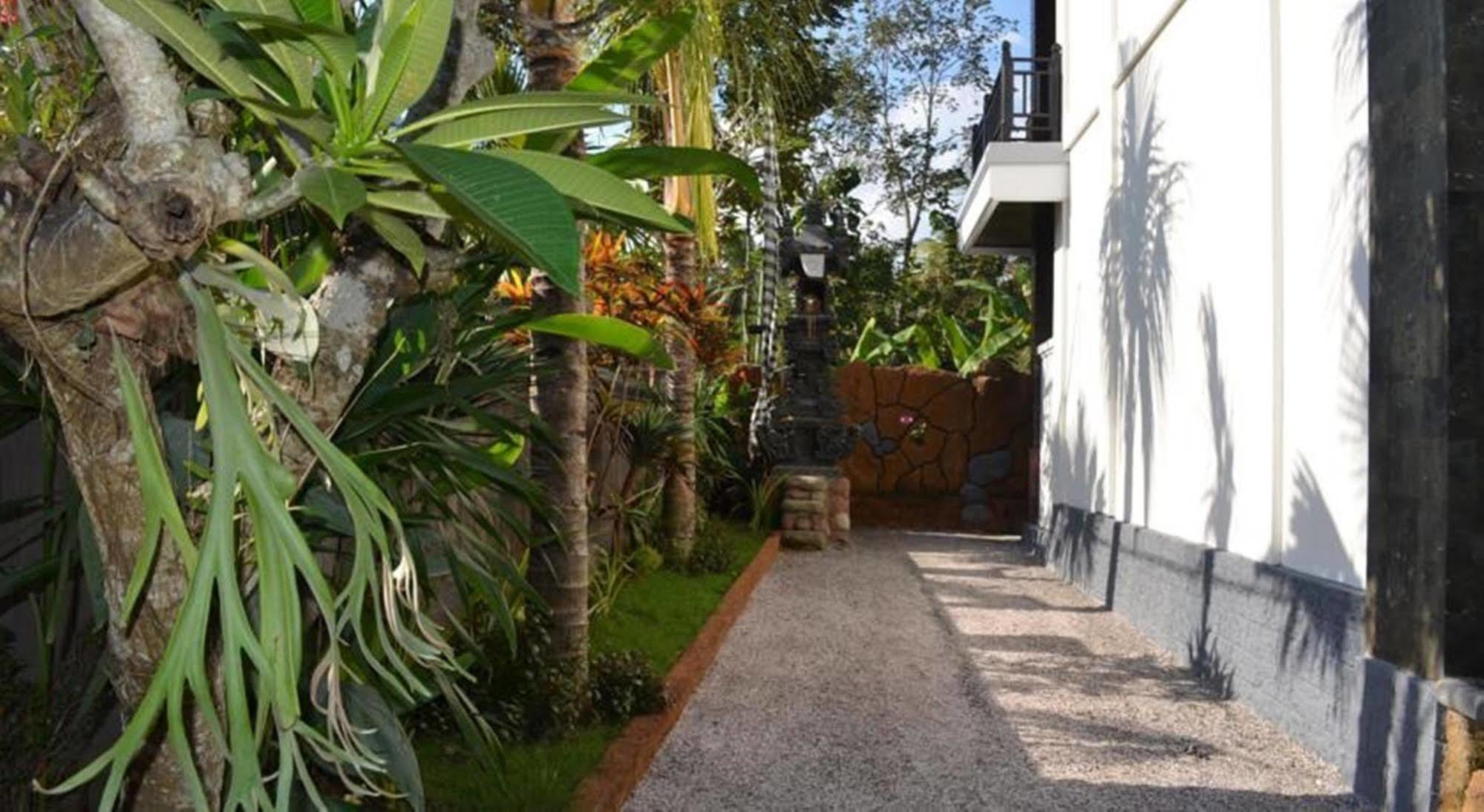 The Galuh Pekutatan Hotel Pulukan Exterior foto